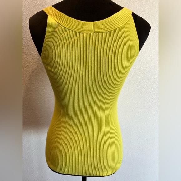 St. John Yellow Ribbed Fitted Tank Top - Picture 3 of 6